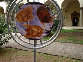 inadeguato
installazione di Claudia Vianello e Gabriele Pellegrini