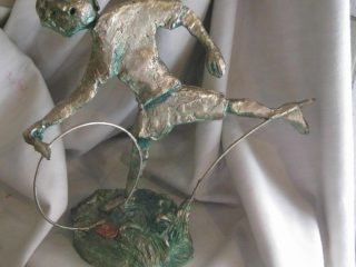Cat.044 Il Bimbo ed il cerchio 25x30x15
