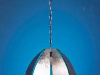 Xenon
Lampada a sospensione in acciaio graffiato (inox 316).