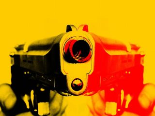 terrorism

morti a destra.
morti a sinistra.
sempre morti sono!
