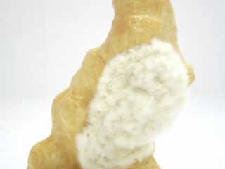 Dettaglio da:
Unite. Reborn/I want to carry myself to the pinnacle
2009
rabbit fur, resin, plaster
see full picture for size