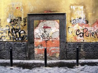 "GRAFFITI" 2009
Fotografia Digitale su PVC
30 x 40
dal ciclo "MEDITERRANEO"