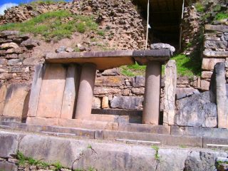 TEMPLO CHAVIN DE HUANTAR