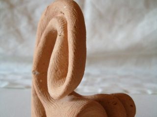 ...EcOOOooo...
(terracotta)