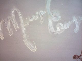 Delirio di un artista quando pensa che la sua firma può esere opera d'arte. Opera in tecnica mista su masonite. Anno 2004