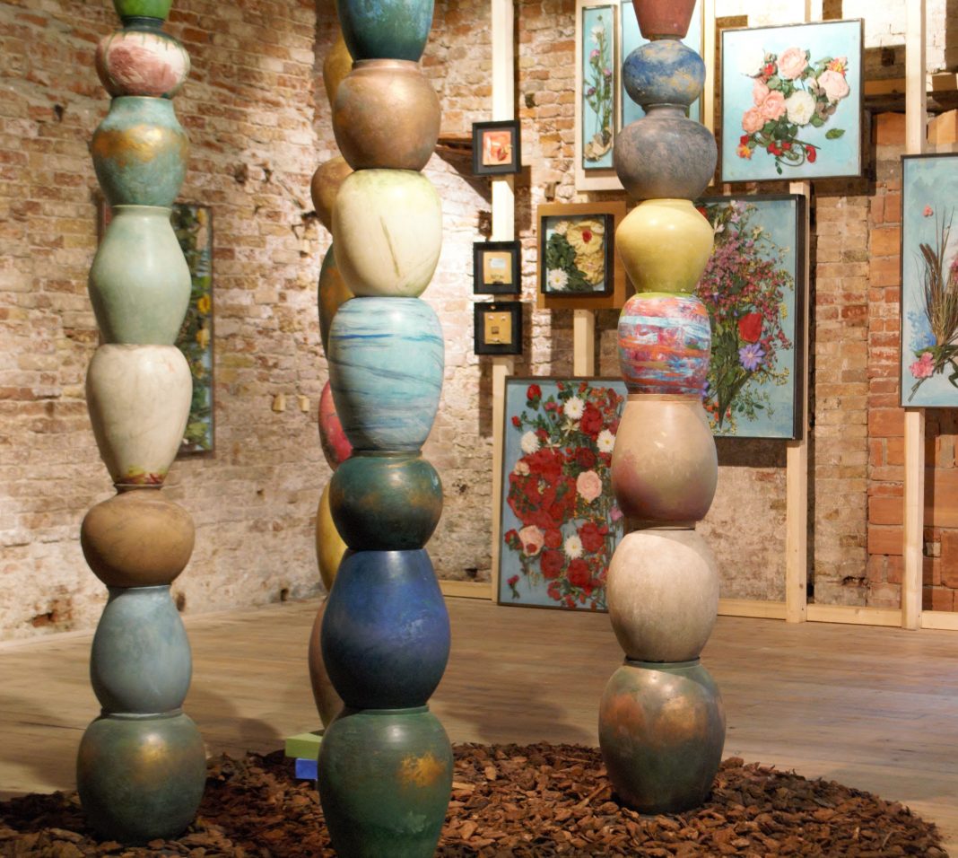 Maruzza – Nuovi Totem e Altri Innestihttps://www.exibart.com/repository/media/formidable/11/21-1068x956.jpg