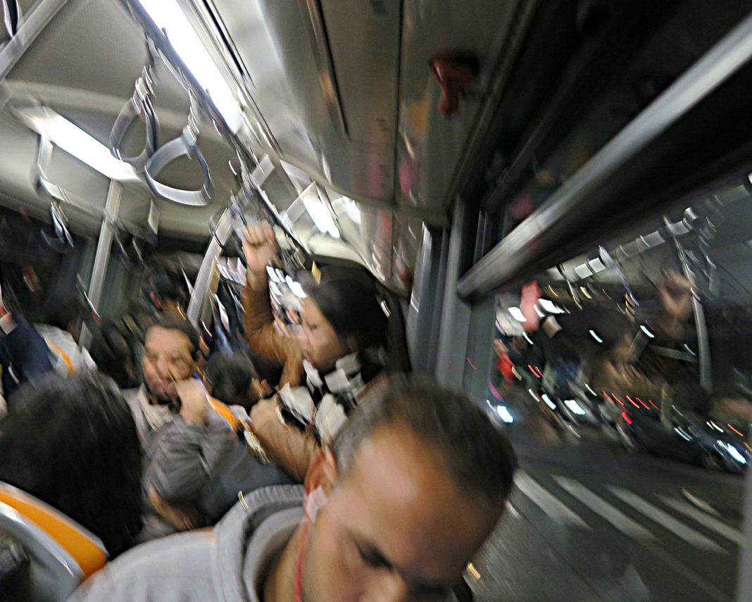 Edegildo Zava – Commuters- circleline 90/ 91https://www.exibart.com/repository/media/formidable/11/Commuters-Circle-line-90-91-31-40x50-cm-Inkjet-Print-anno-2019-1068x855.jpg