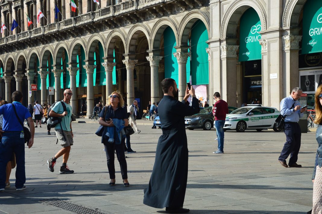 Alessandra Faiella – Il mio sguardo su Milanohttps://www.exibart.com/repository/media/formidable/11/DSC_0163-3-1068x710.jpg