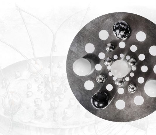 DustyEye – I Dossier di N°44, vita e opere del Primo Androide Emotivamente Avanzato.