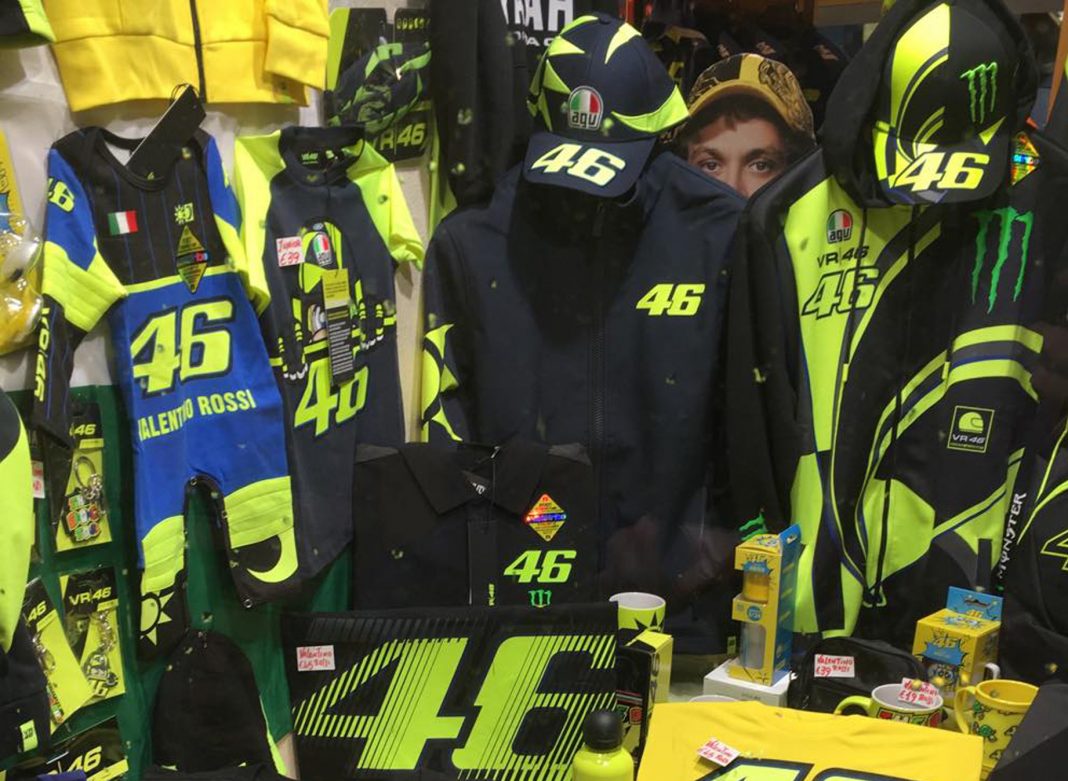 Mårten Spångberg / Matteo Castro – 46https://www.exibart.com/repository/media/formidable/11/Foto-Marten-Spangberg-46-1-orizz-1068x781.jpg