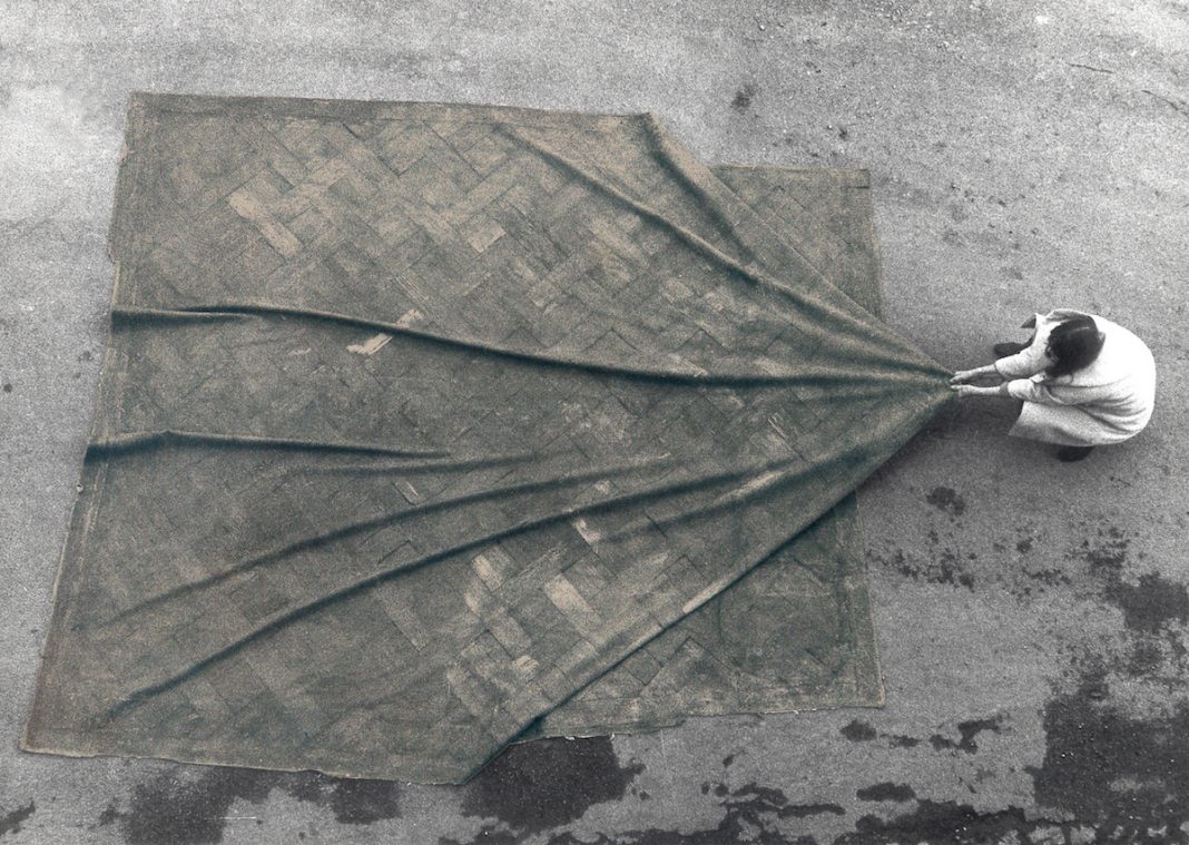 Heidi Bucher – Sublime Geometryhttps://www.exibart.com/repository/media/formidable/11/Heidi-Bucher-with-the-skinned-floor-of-Ahnenhaus-1980–1982-copy-1068x759.jpg