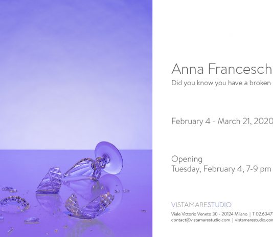 Anna Franceschini – Did you know you have a broken glass in the window?
