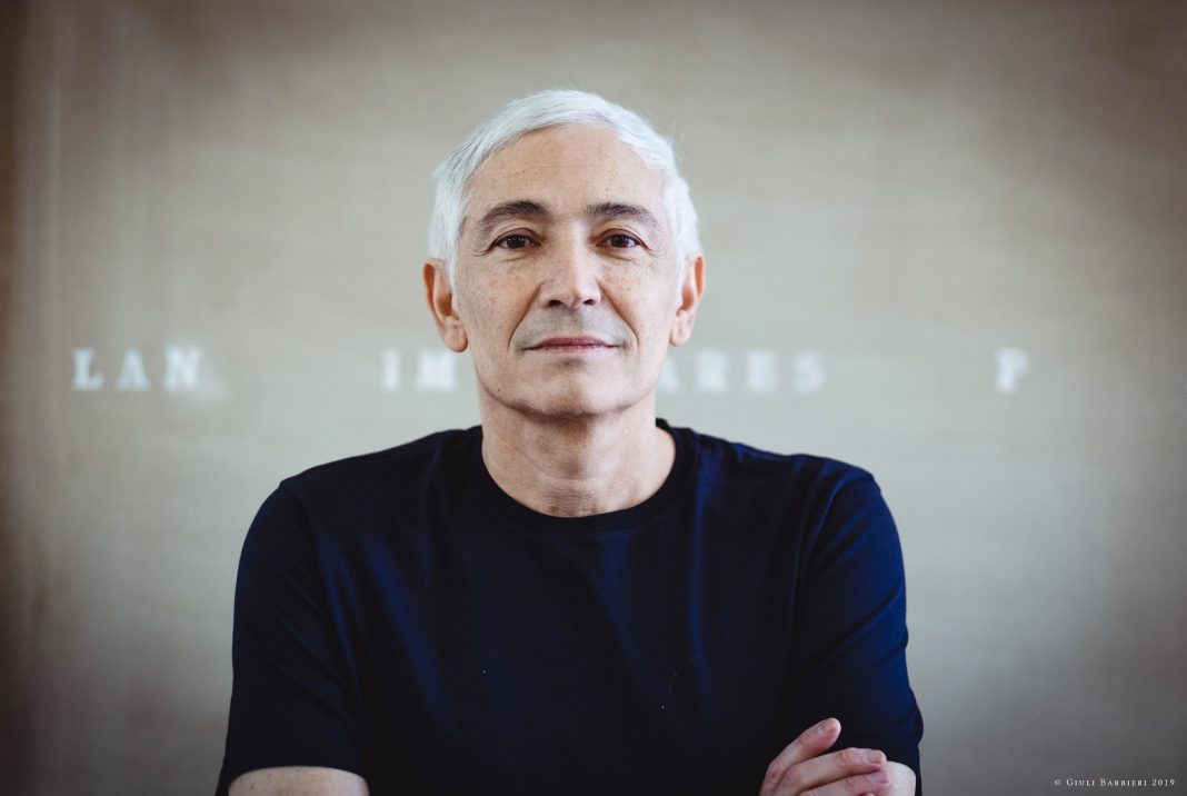 Alfredo Rapetti Mogol (Cheope) / Valentina Parisse – Come nasce una canzonehttps://www.exibart.com/repository/media/formidable/11/MAXXI_AlfredoRapettiMogol_phGiuliBarbieri-1068x716.jpg