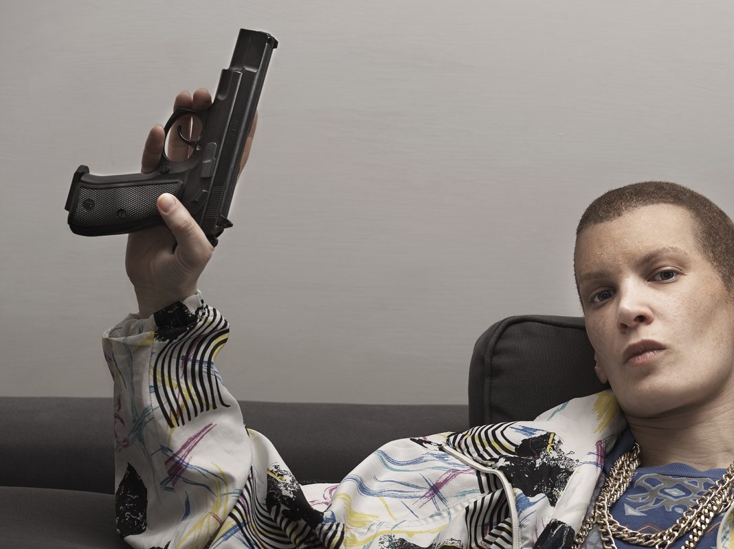 Milica Ćirović / Ola Czuba – Double Fantasyhttps://www.exibart.com/repository/media/formidable/11/Milica-Cirovic-See-you-in-the-obituary-2017-performance-per-fotografia-fotografia-digitale-1-1068x799.jpg