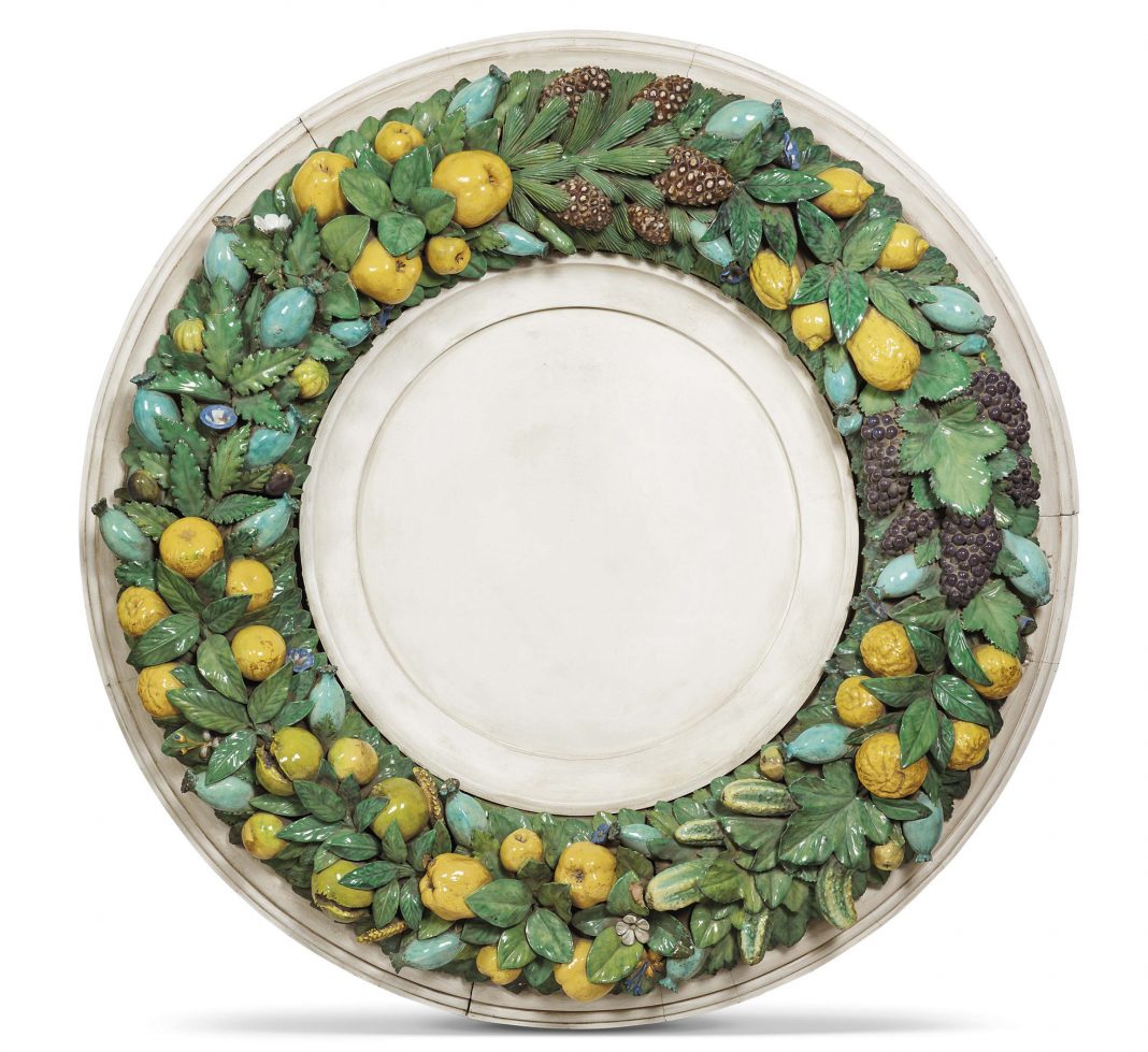 Oggetti d’Arte e Sculturehttps://www.exibart.com/repository/media/formidable/11/Tondo-Torrigiani-Ghirlanda_rit-1068x979.jpg