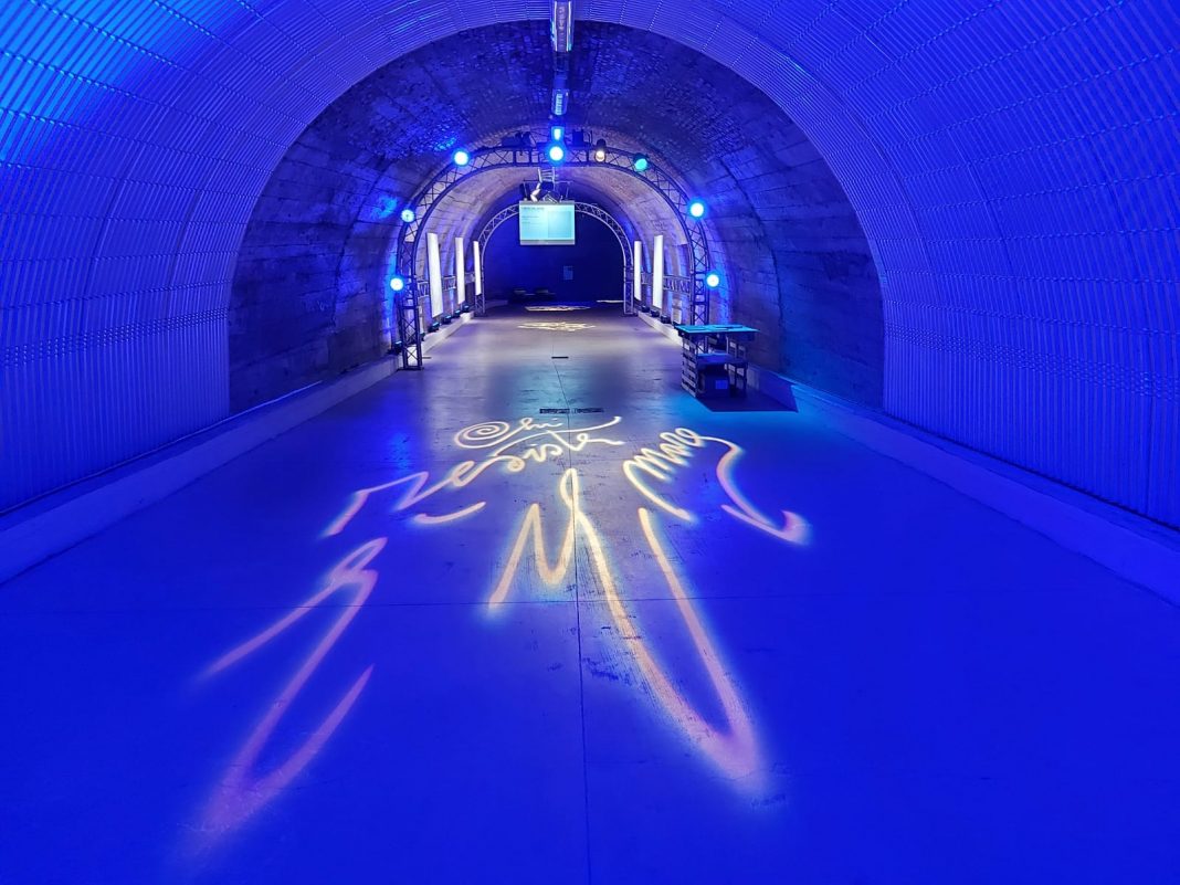 Yang Lian / Marco Nereo Rotelli – Con Tatto Poetico. Un Sentiero nel Pianetahttps://www.exibart.com/repository/media/formidable/11/foto-Gazzaneo-1068x801.jpeg