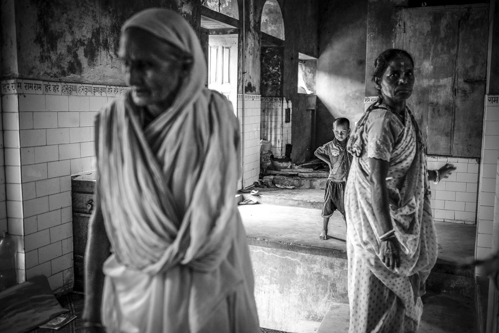 Valter Darbe – I was my husbandhttps://www.exibart.com/repository/media/formidable/11/foto-per-catalogo-DARBE-I-WAS-MY-HUSBAND-spazioraw.jpg