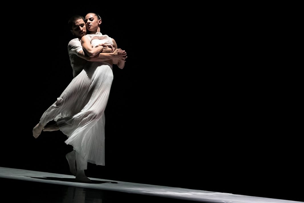 Paolo Laudicina – L’attimo condivisohttps://www.exibart.com/repository/media/formidable/11/foto©-Paolo-Laudicina-1068x713.jpg