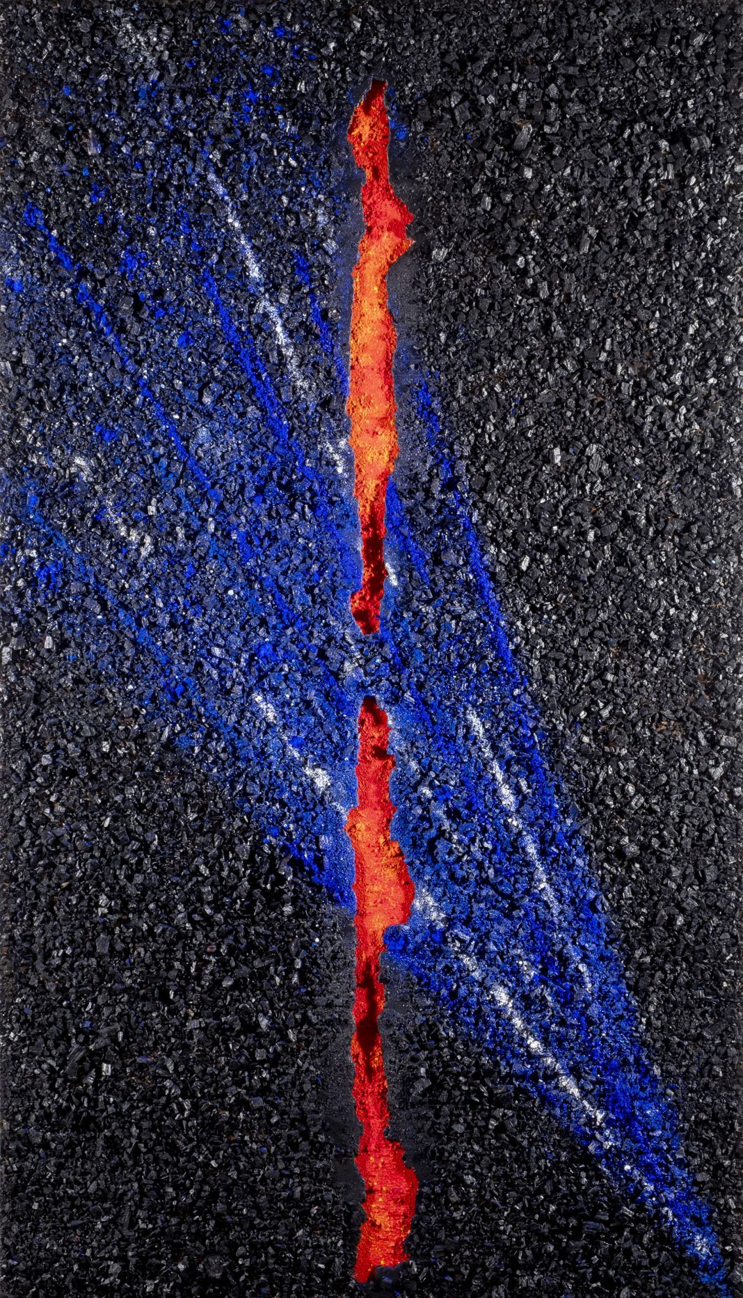 Angelo Pellegrino – Riza, all’essenza del genius Locihttps://www.exibart.com/repository/media/formidable/11/img/036/1-Angelo-Pellegrino-Fuoco-2025-carbone-da-ulivi-acrilici-e-pigmenti-su-legno-cm-120-x-70--1068x1865.jpg