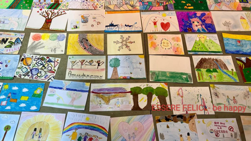 Felice Terrabuio – Essere Felici. be happyhttps://www.exibart.com/repository/media/formidable/11/img/064/ESSERE-FELICI-be-happy-Disegni-1-1068x601.jpg