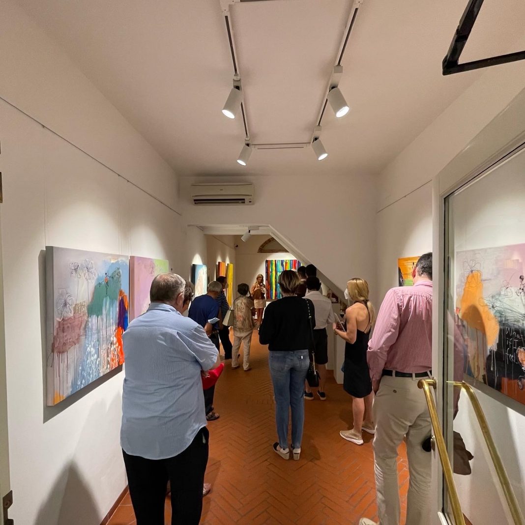 Lost in Arthttps://www.exibart.com/repository/media/formidable/11/img/16a/0d61aa06-6503-4253-9cff-bac720ca21e6-1068x1068.jpeg