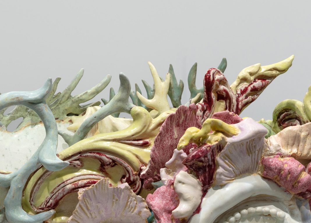 Tutti giù per terrahttps://www.exibart.com/repository/media/formidable/11/img/20b/crop-imm-1068x766.jpg