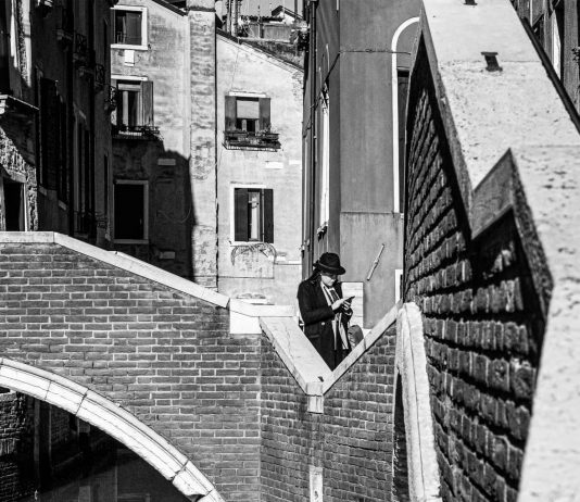 Andy Parker – VENICE. Street geometry – Mostra fotografica