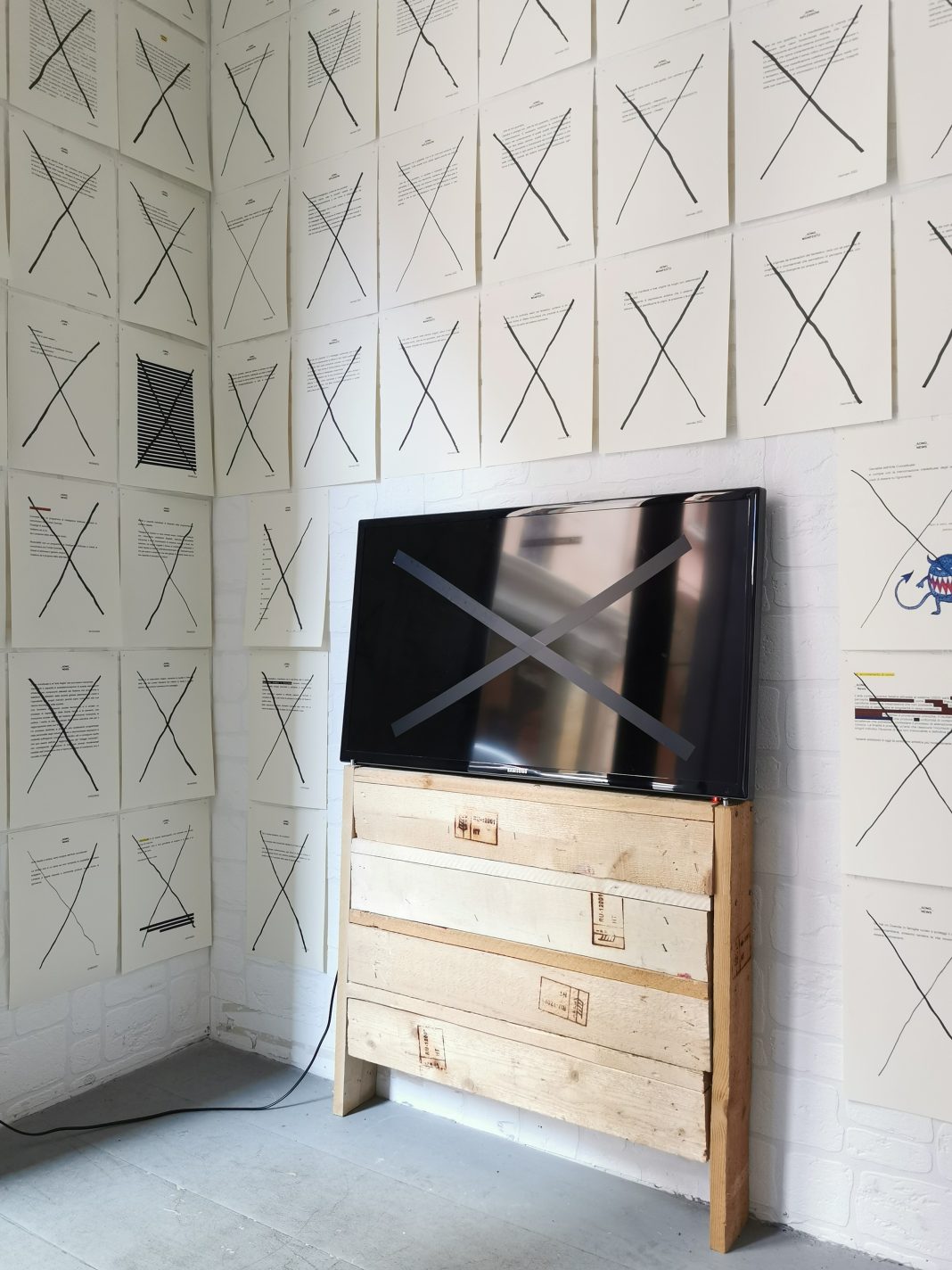 Felix Dario Ruggeri / Simona Ruggeri – Game Overhttps://www.exibart.com/repository/media/formidable/11/img/279/GAME-OVER-1-1068x1424.jpg