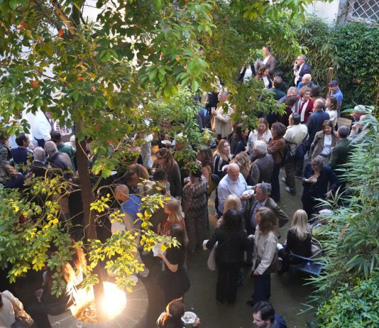 Aperitivo con gli artisti