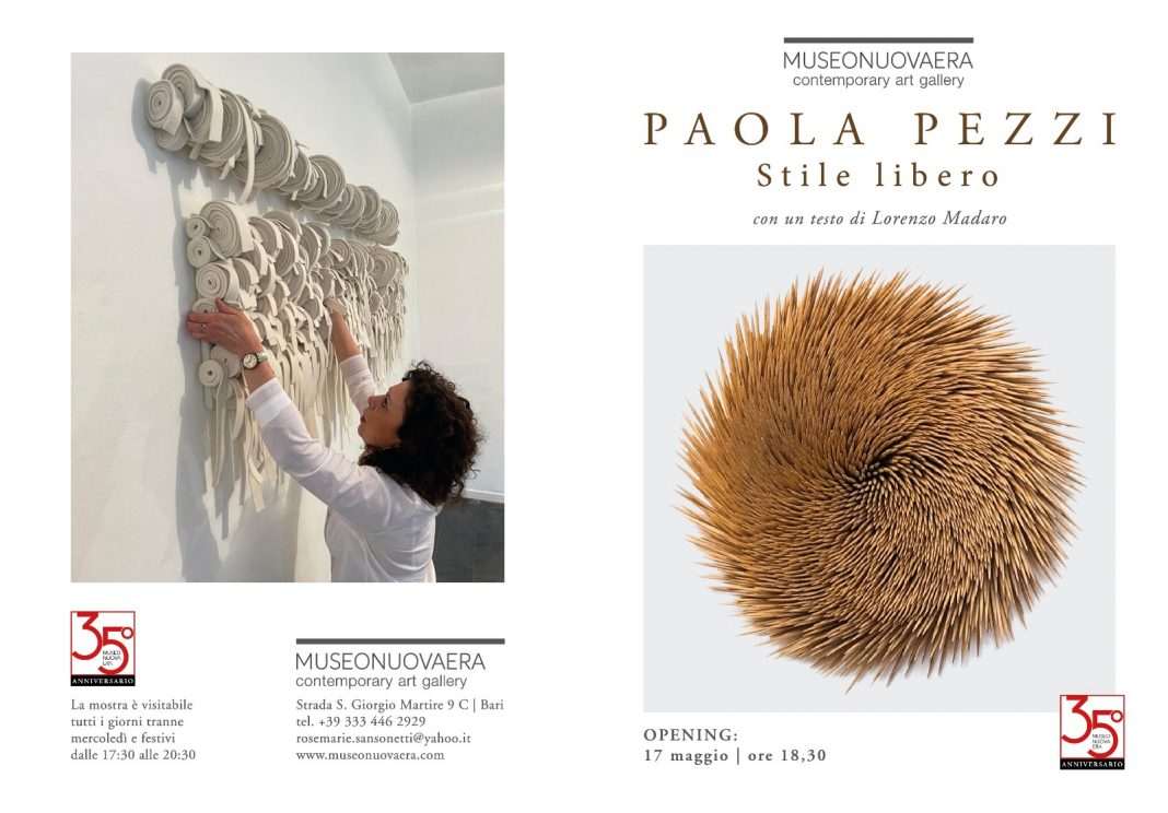 “Stile Libero” di Paola Pezzihttps://www.exibart.com/repository/media/formidable/11/img/2b5/WhatsApp-Image-2025-05-05-at-11.03.17-1068x744.jpeg