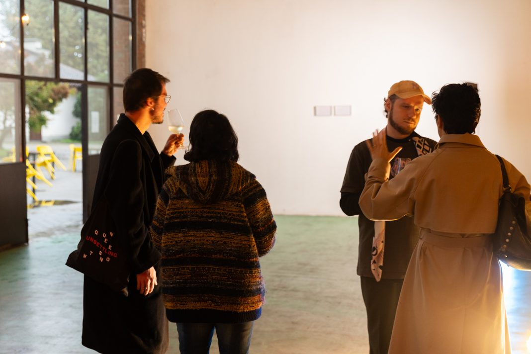 I got tears of queer desirehttps://www.exibart.com/repository/media/formidable/11/img/341/4-opening-rooy-charlie-lana-cascina-falchera-fotografia-marzia-allietta-1068x712.jpg