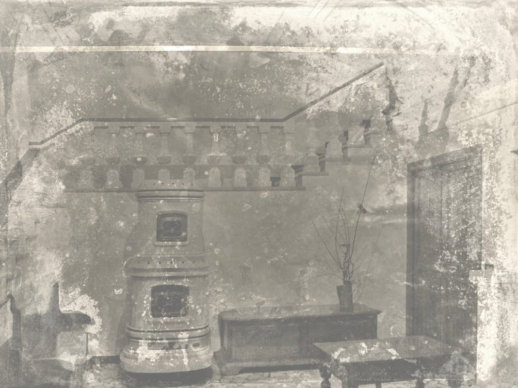 Elena Grossi  – In un soffiohttps://www.exibart.com/repository/media/formidable/11/img/37c/in_un_soffio_3-1068x801.jpg