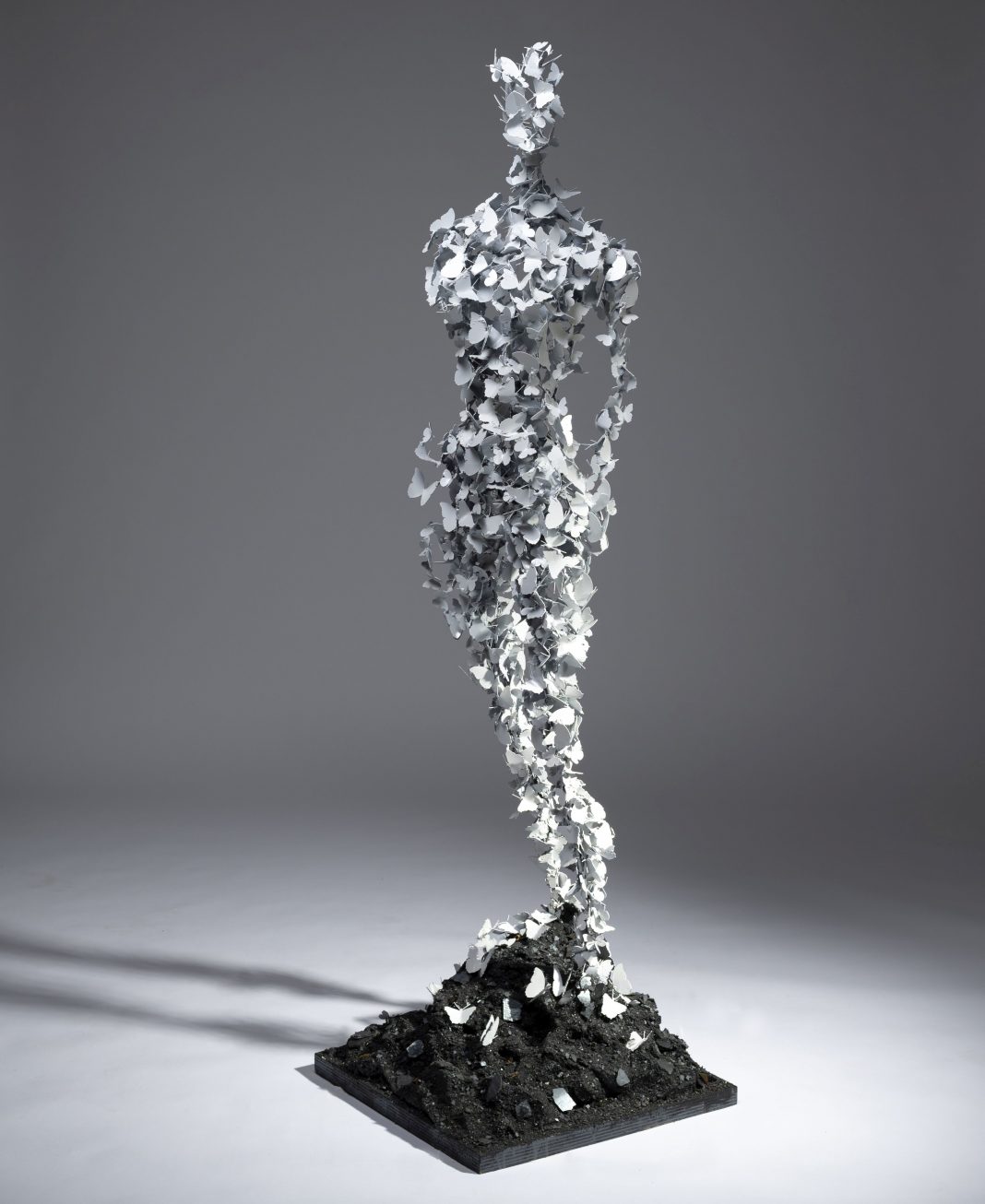 Francesco Diluca – Portraitshttps://www.exibart.com/repository/media/formidable/11/img/3a4/FrancescoDilucaPapillon2021ferrosaldatosmaltatoepolverediferro170x50x50cm_3_61d415d2abd9e-1068x1306.jpg