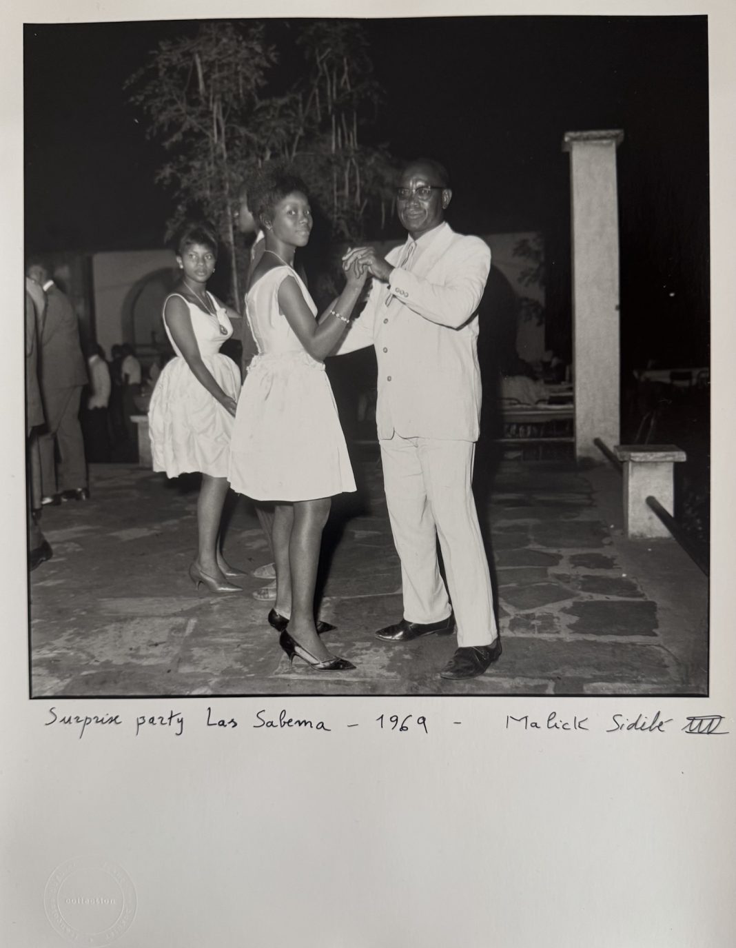 Malick Sidibé – La dolce vita africanahttps://www.exibart.com/repository/media/formidable/11/img/3e1/IMG_8250-1068x1375.jpeg
