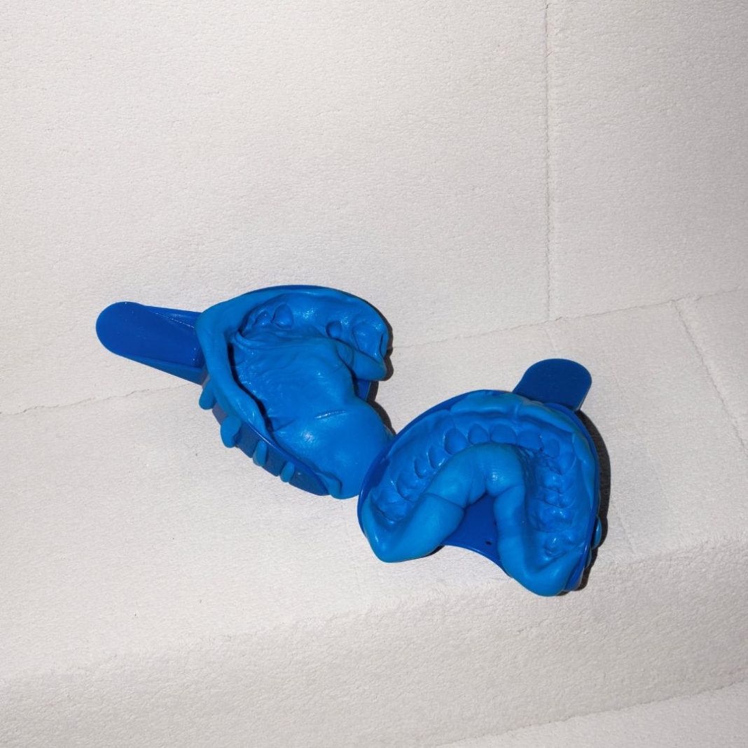 Eduard Popescu – Un amore senza finehttps://www.exibart.com/repository/media/formidable/11/img/3e9/inaugurazione-mostra-1068x1068.jpg