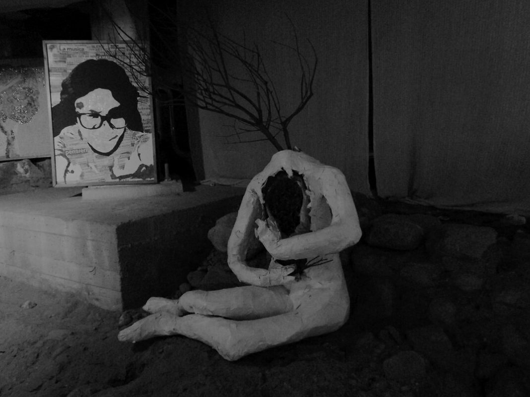 FRAGILI VOCI UN INFINITO ALTROVE  – Chttps://www.exibart.com/repository/media/formidable/11/img/3ed/mostra-ipogeo-2-1068x801.jpg