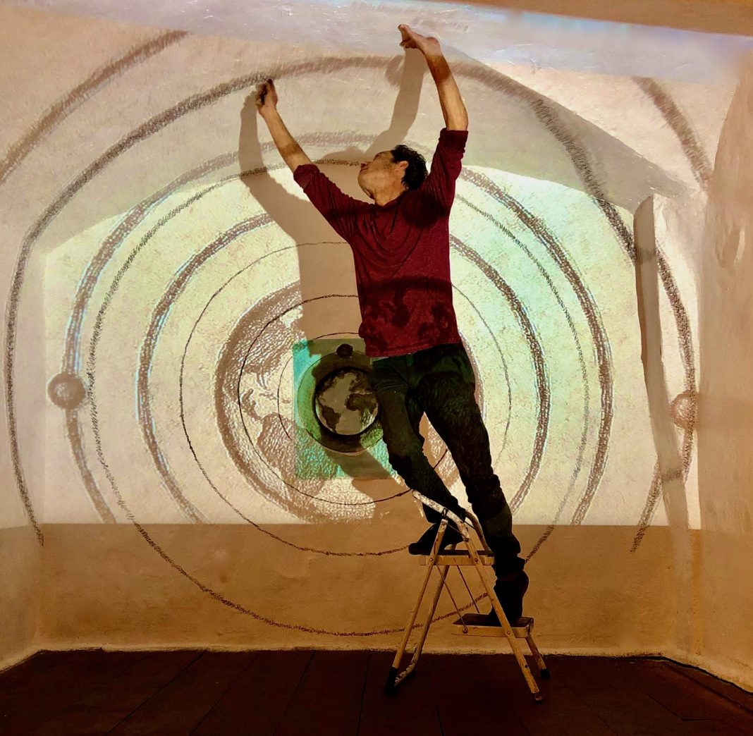 Blas Melissari – Impermanenzahttps://www.exibart.com/repository/media/formidable/11/img/3f7/BlasMelissari_ChiassoPerduto-1068x1044.jpeg