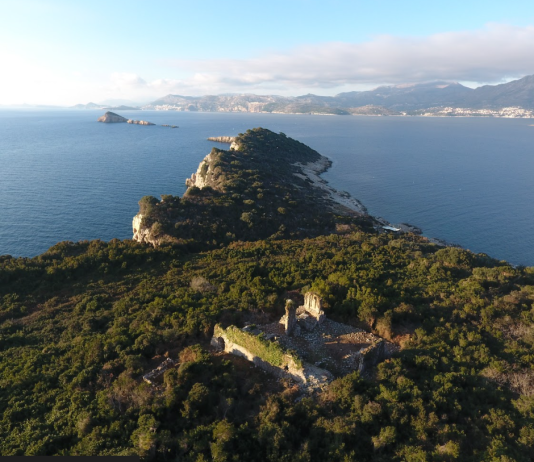 Isole e Santi. Monasteri e santuari dell’Adriatico orientale, da San Girolamo a Gregorio VII Isole e Santi. Monasteri e santuari dell’Adriatico orientale, da San Girolamo a Gregorio VII