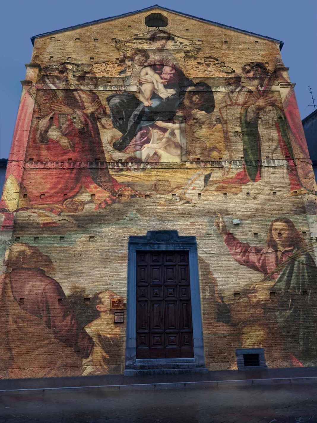 LucinCircolo. Luce. Installazioni. Mostre.https://www.exibart.com/repository/media/formidable/11/img/45c/Lucincircolo_Fossombrone_videoproiezioni_San-Filippo-1068x1424.jpg