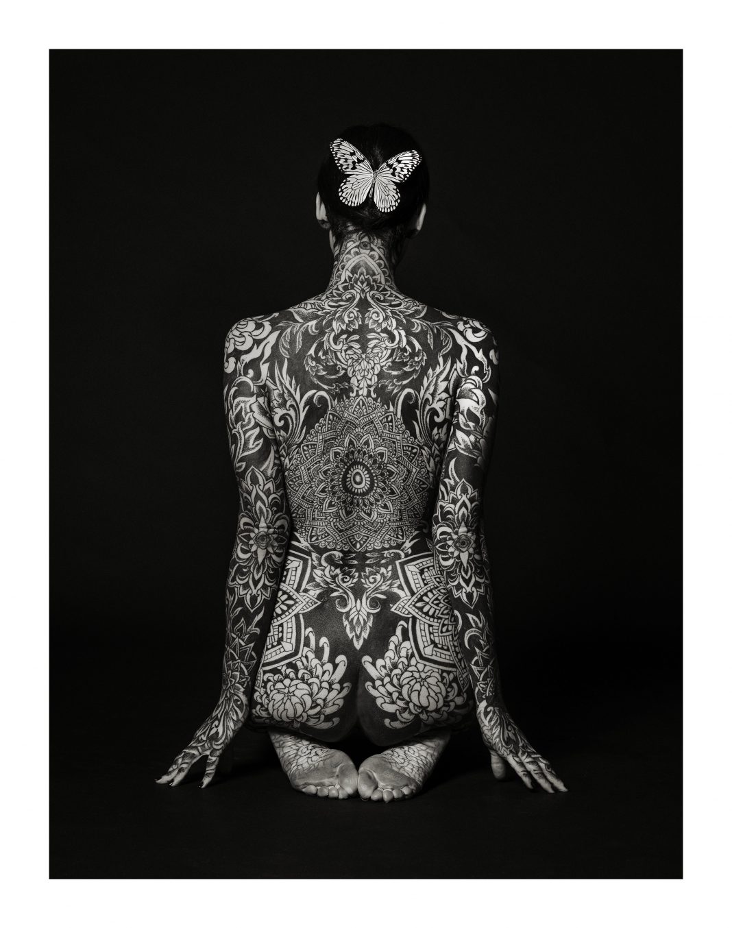 Reka Nyari – Ink Storieshttps://www.exibart.com/repository/media/formidable/11/img/467/IDEA-1068x1354.jpg