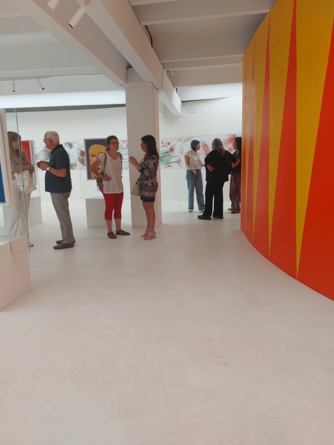 Antonio Brizzolari – Visita musealehttps://www.exibart.com/repository/media/formidable/11/img/46b/inaugurazione-1068x1424.jpg