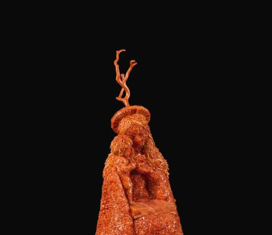 Jan Fabre – Allegory of Caritas (An Act of Love) Jan Fabre – Allegory of Caritas (An Act of Love)