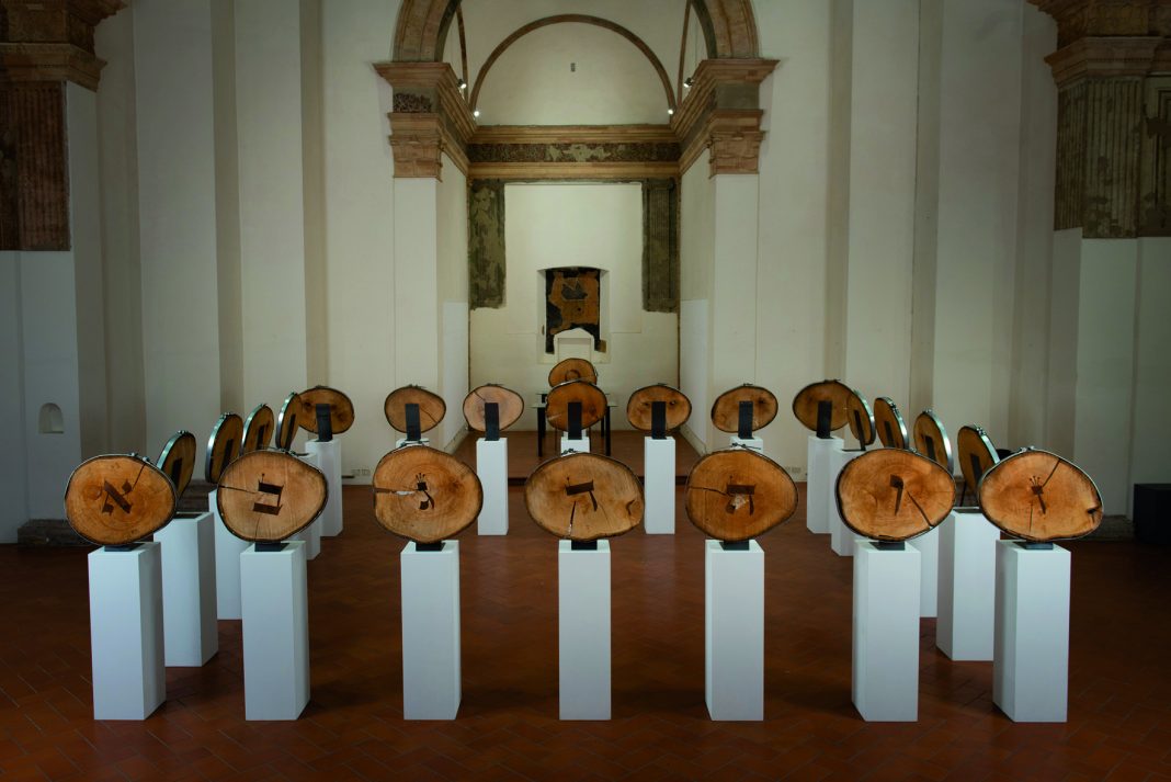 Marisa Zattini – Alberi La prosa del mondohttps://www.exibart.com/repository/media/formidable/11/img/4ad/immagine--1068x713.jpg