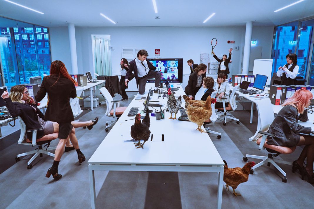 Proiezione The Corporate B*tchhttps://www.exibart.com/repository/media/formidable/11/img/4b6/Beima-1068x712.jpg