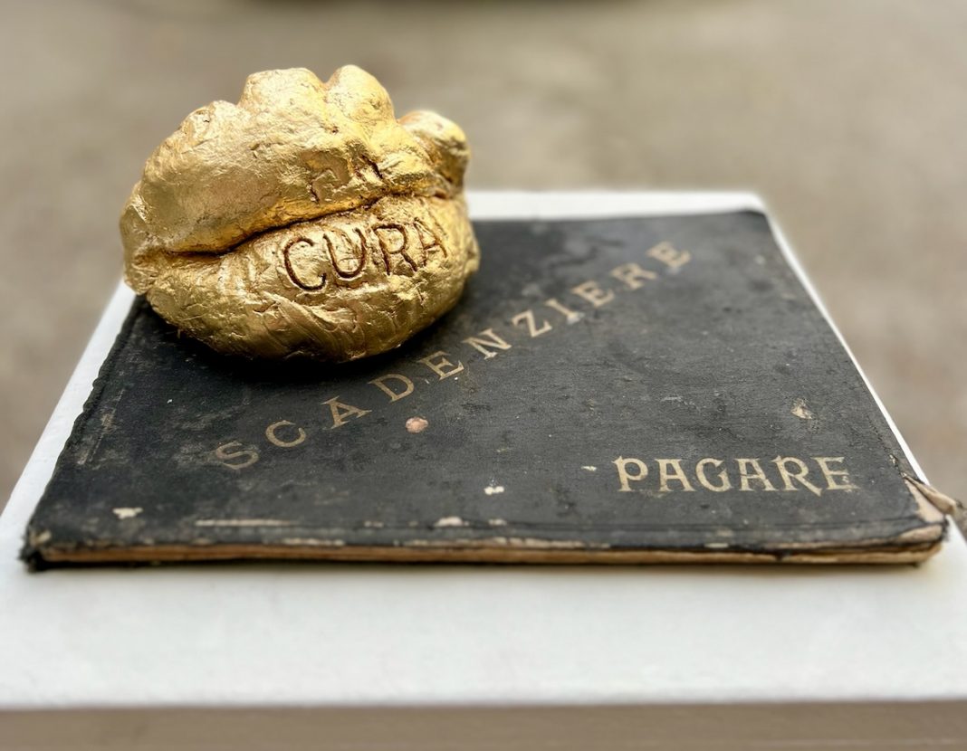 Michele Giangrande – CTRL Z – Estetica dell’irreversibile e politica del segnohttps://www.exibart.com/repository/media/formidable/11/img/581/CURA-1068x830.jpeg