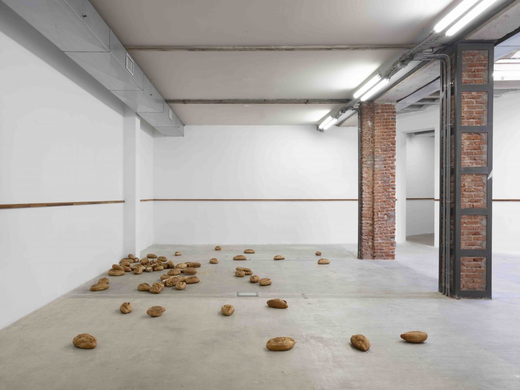 The Rulerhttps://www.exibart.com/repository/media/formidable/11/img/602/1_Sung-Tieu_The-Ruling_ORDET_photo-©-Nicola-Gnesi-1068x801.jpg