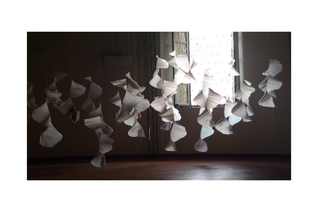 AFFONDARE. Dire il mare.https://www.exibart.com/repository/media/formidable/11/img/60e/affondare_orozzontali-1068x712.jpg