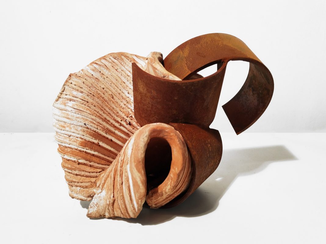 DANIELE NITTI SOTRES  Nel respiro del fuocohttps://www.exibart.com/repository/media/formidable/11/img/673/Bandera-caida.-Mezcla-Stripes-1068x801.jpg