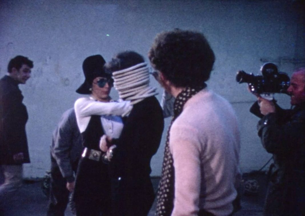 Claudio Cintoli – Il Confine del Doppiohttps://www.exibart.com/repository/media/formidable/11/img/67d/1_Annodare-di-Claudio-Cintoli-LAttico-1969-Roma.-Collezione-Archivio-PiGallery_Still-video-courtesy-zanzara-arte-contemporanea-1068x759.jpg