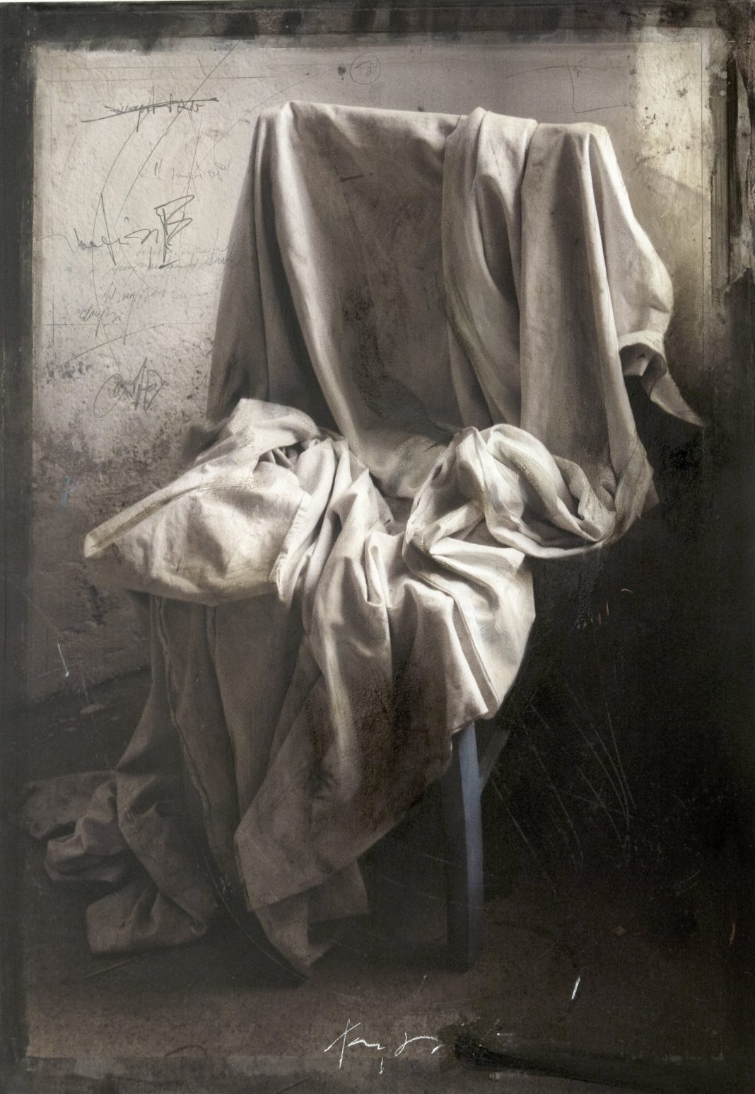 Giovanni Sesia – Vedere le voci degli altrihttps://www.exibart.com/repository/media/formidable/11/img/680/SESIA-Senza-titolo-tecnica-mista-su-base-fotografica-cm.-100x70-1068x1546.jpeg